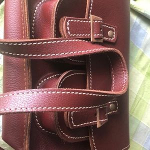 Great quality cow leather purse.